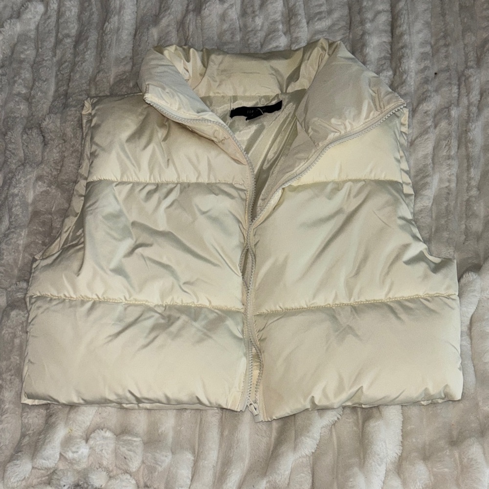 Forever 21 Light Cream Puffer Vest